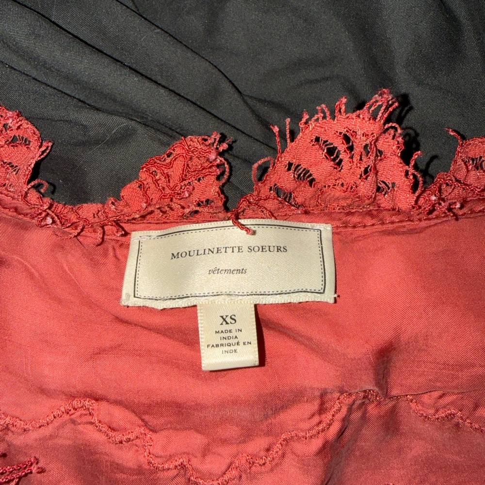 Moulinette Souers Red Lace Parisian Blouse - Picture 5 of 5